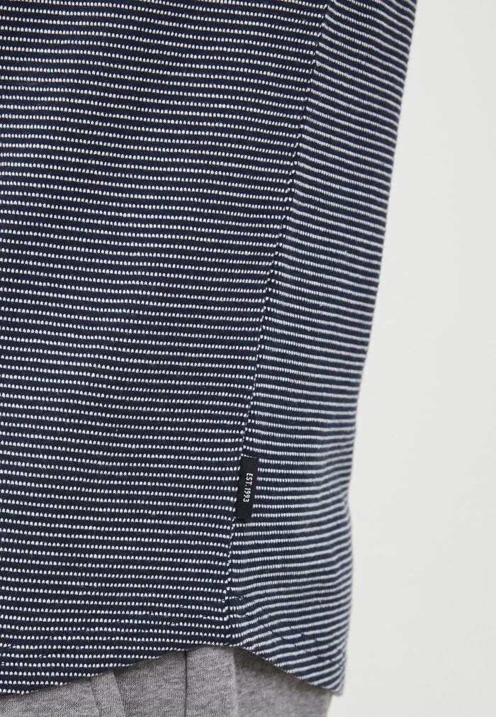 Offres 🌟 INDICODE JEANS IDMORLER - T-shirt Imprimé - Navy 🎁 – Image 6