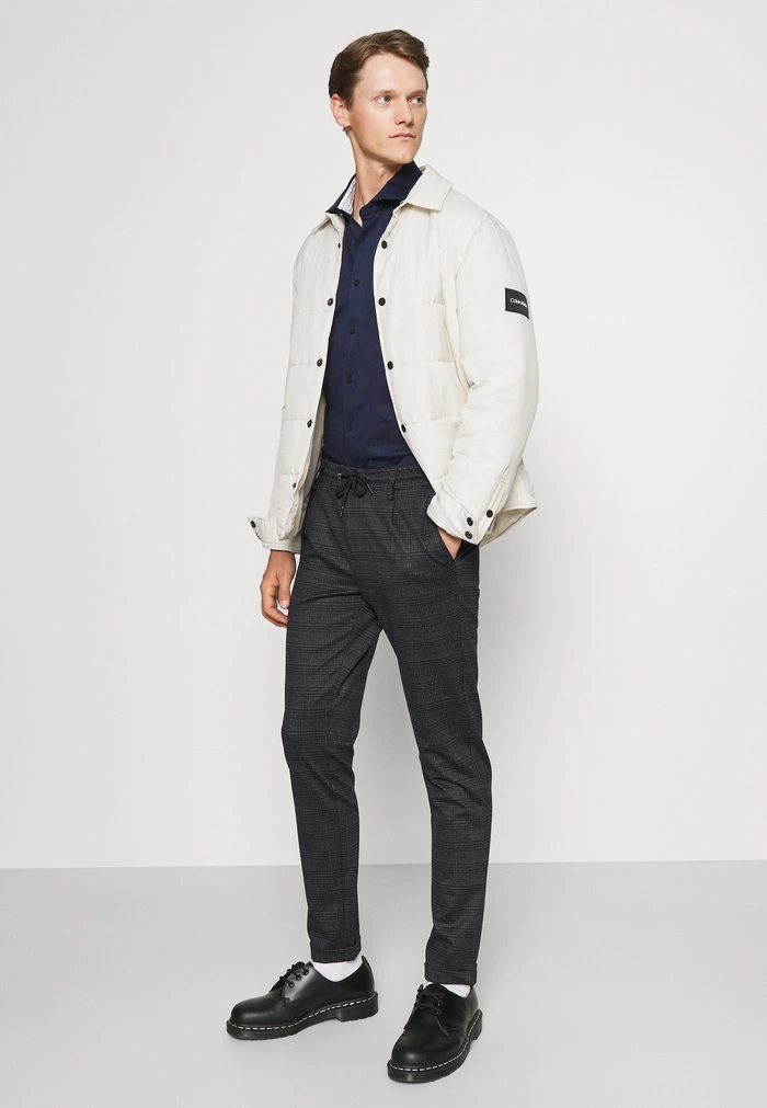 Tout neuf ⭐ INDICODE JEANS EBERLEIN WITH ROLLED UP - Pantalon Classique - Macan Grey 😀 – Image 3