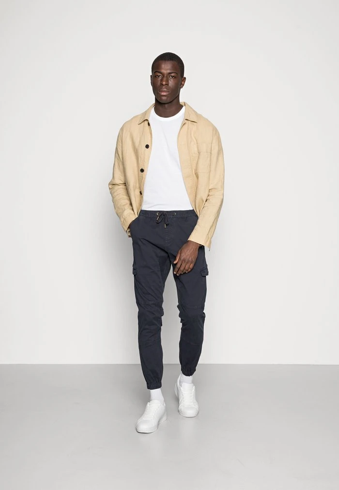 Le moins cher đ„ INDICODE JEANS LEVI - Pantalon Cargo - Navy âš â Image 2