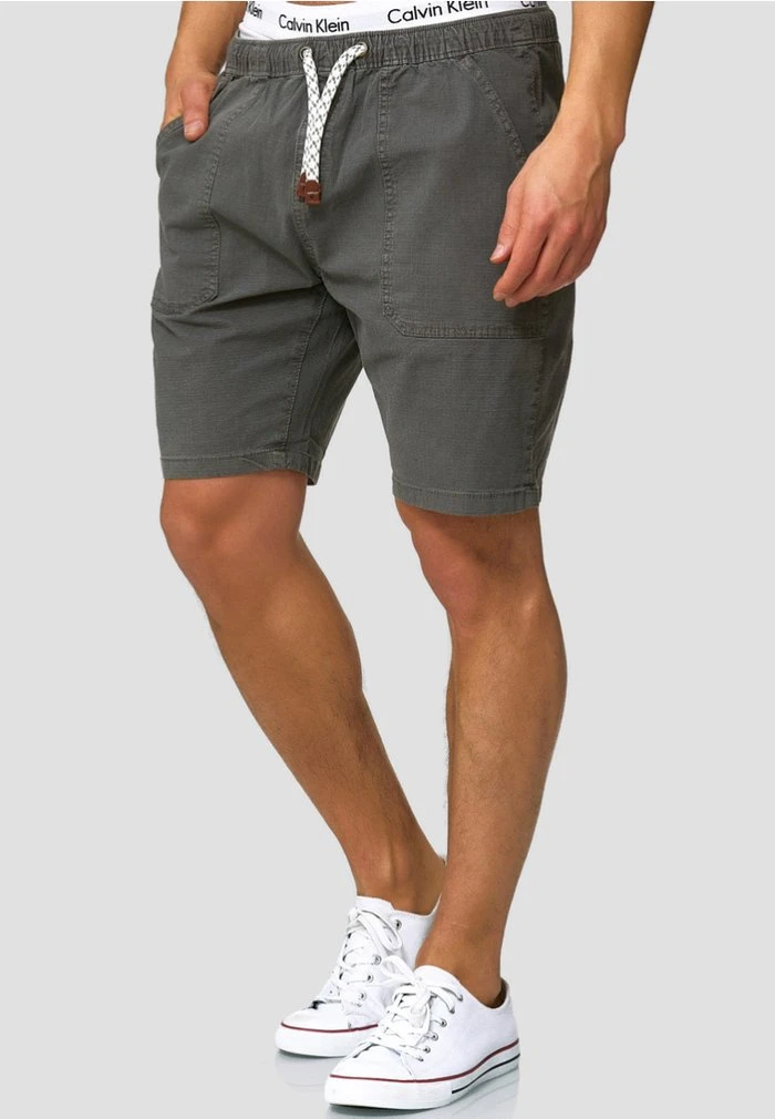 Tout neuf 👍 INDICODE JEANS Short - Dark Grey 😀