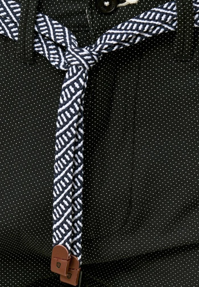 De gros ✨ INDICODE 😍 JEANS Short - Black 😍 – Image 5